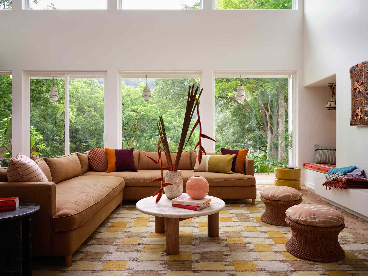 Smart Home Technologies for Modern Construction